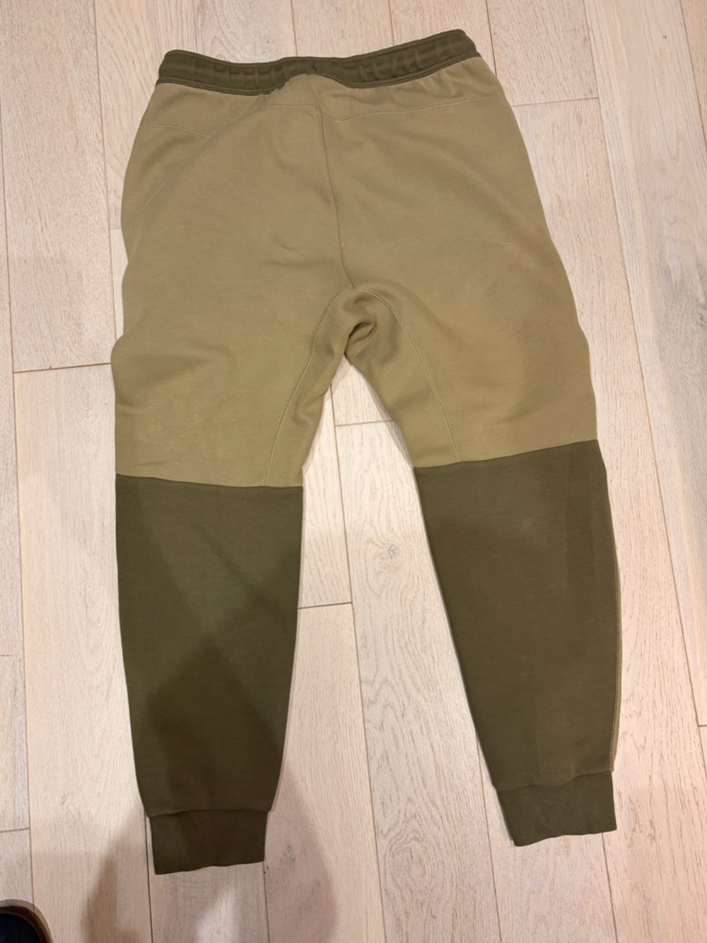 Nike Tech Fleece Olive/Tonal Green Joggers Mens Size Large - Picture 2 of 4